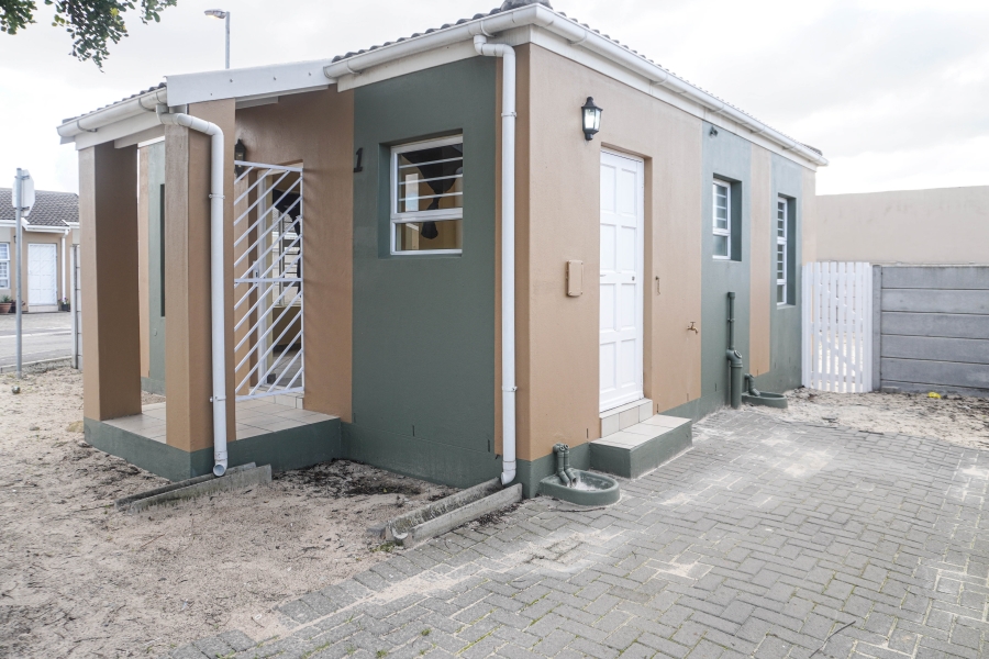 2 Bedroom Property for Sale in Sunset Glen Western Cape